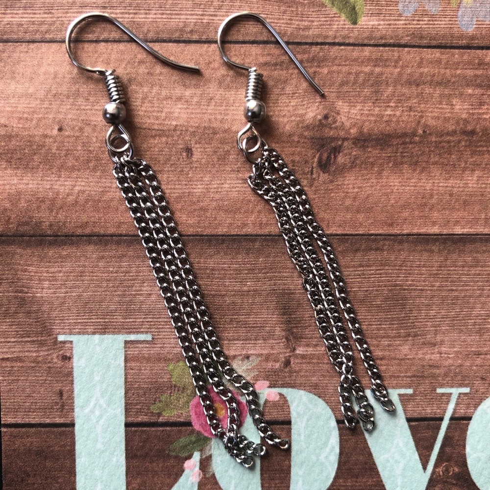 Chain Tassel Earrings